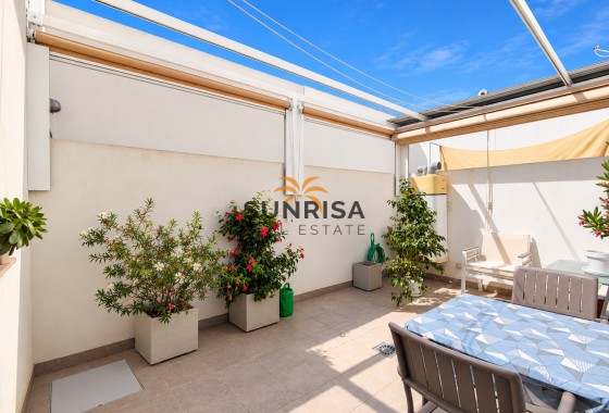 Villa · Resale - Formentera de Segura · Alicante · Spain