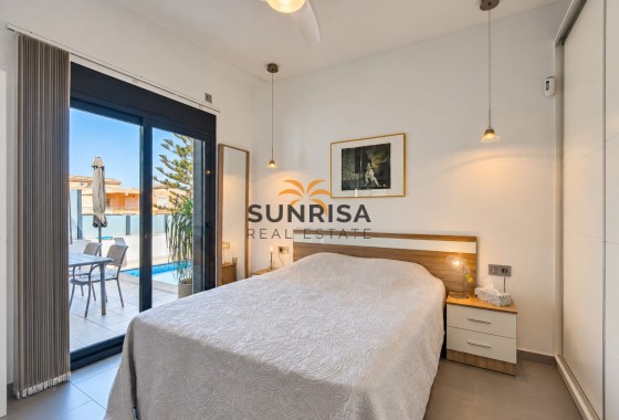 Villa · Resale - Formentera de Segura · Alicante · Spain