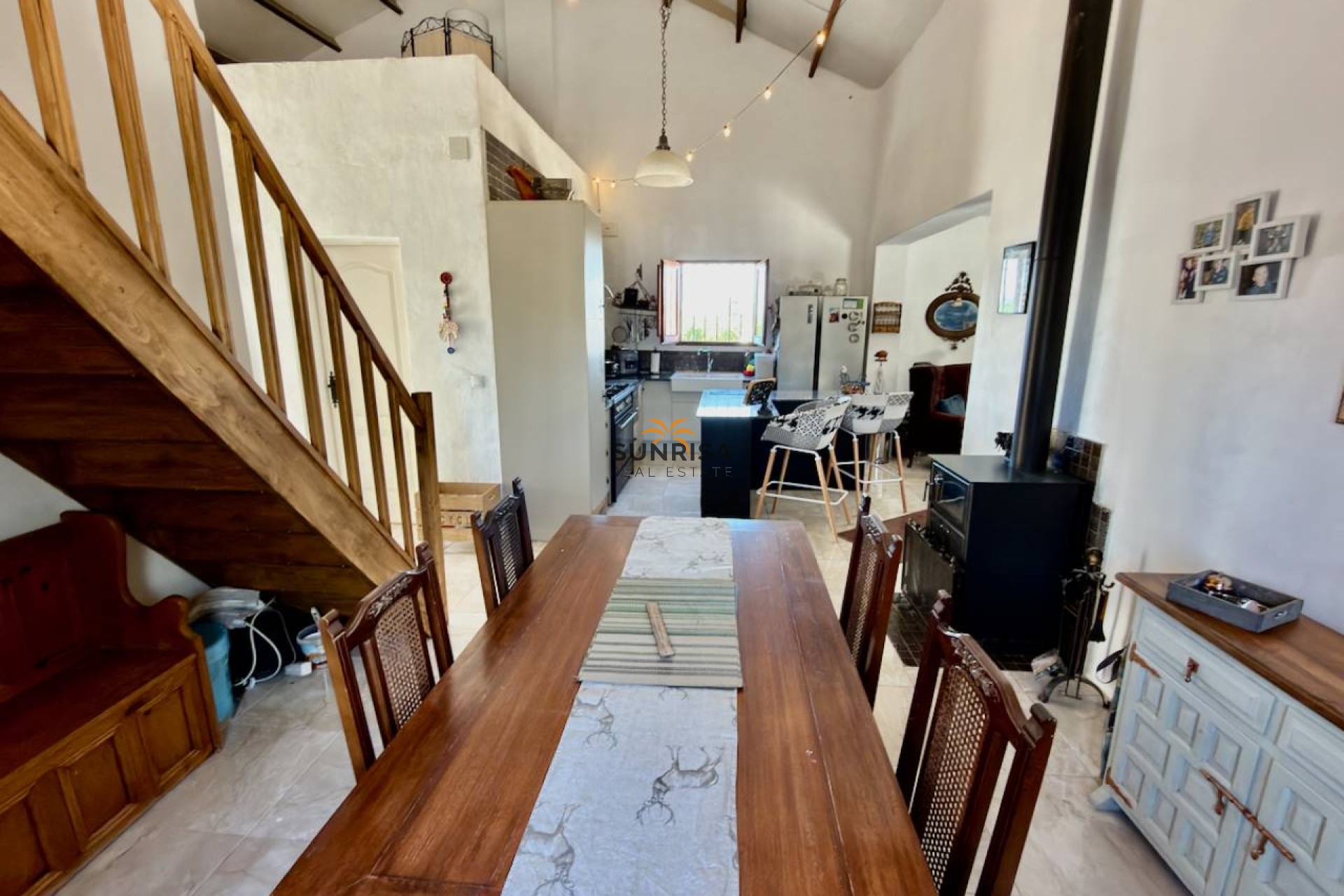 Resale - Country house - Dolores