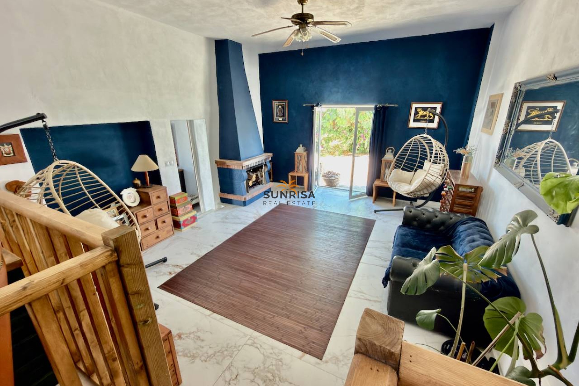 Resale - Country house - Dolores