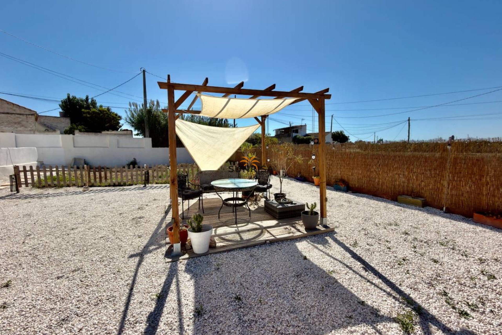Resale - Country house - Dolores