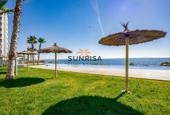 Appartement · Herverkoop - Orihuela Costa · Punta Prima · Alicante · Spanje