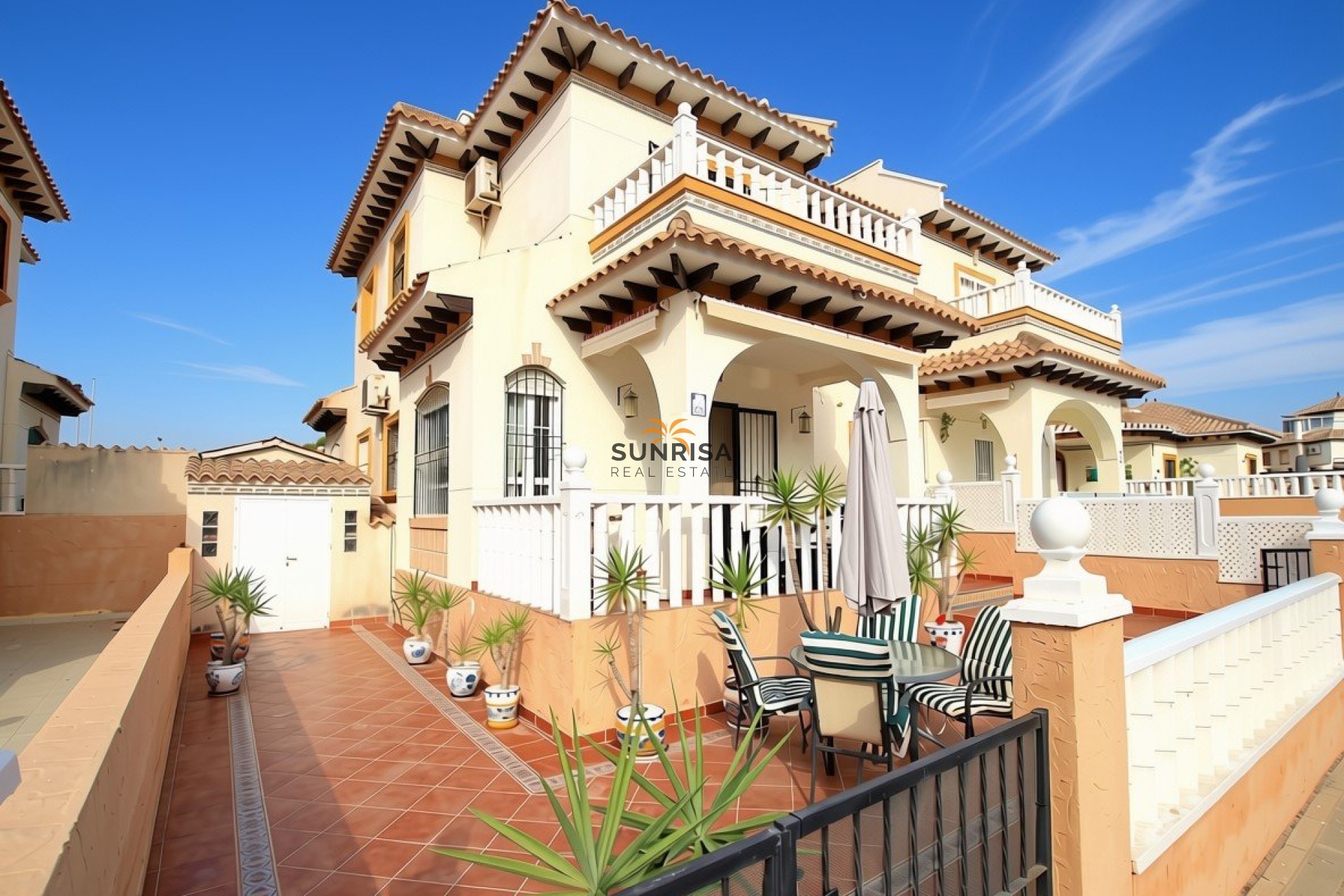 Herverkoop - Herenhuis - Cabo Roig
