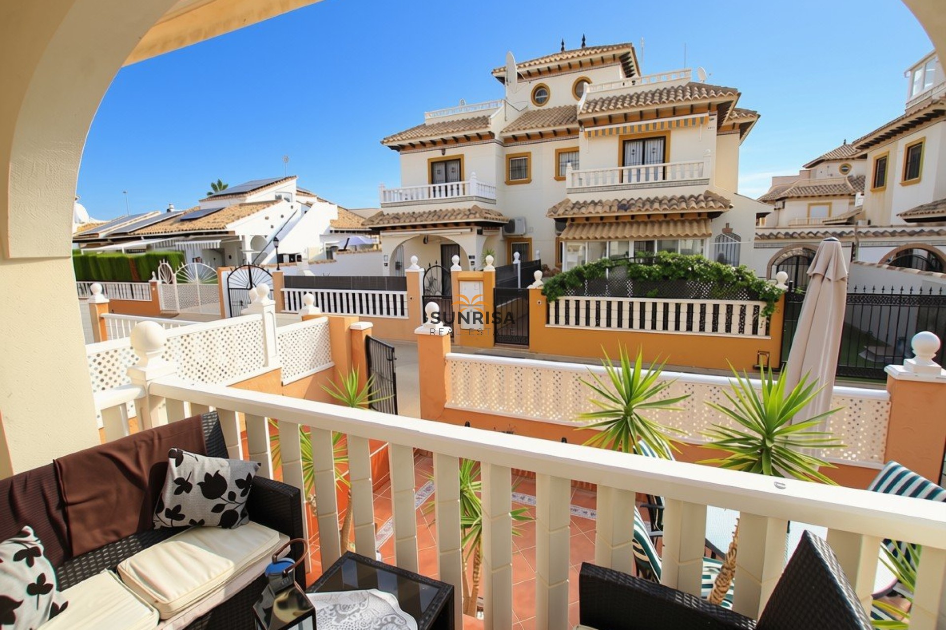 Herverkoop - Herenhuis - Cabo Roig