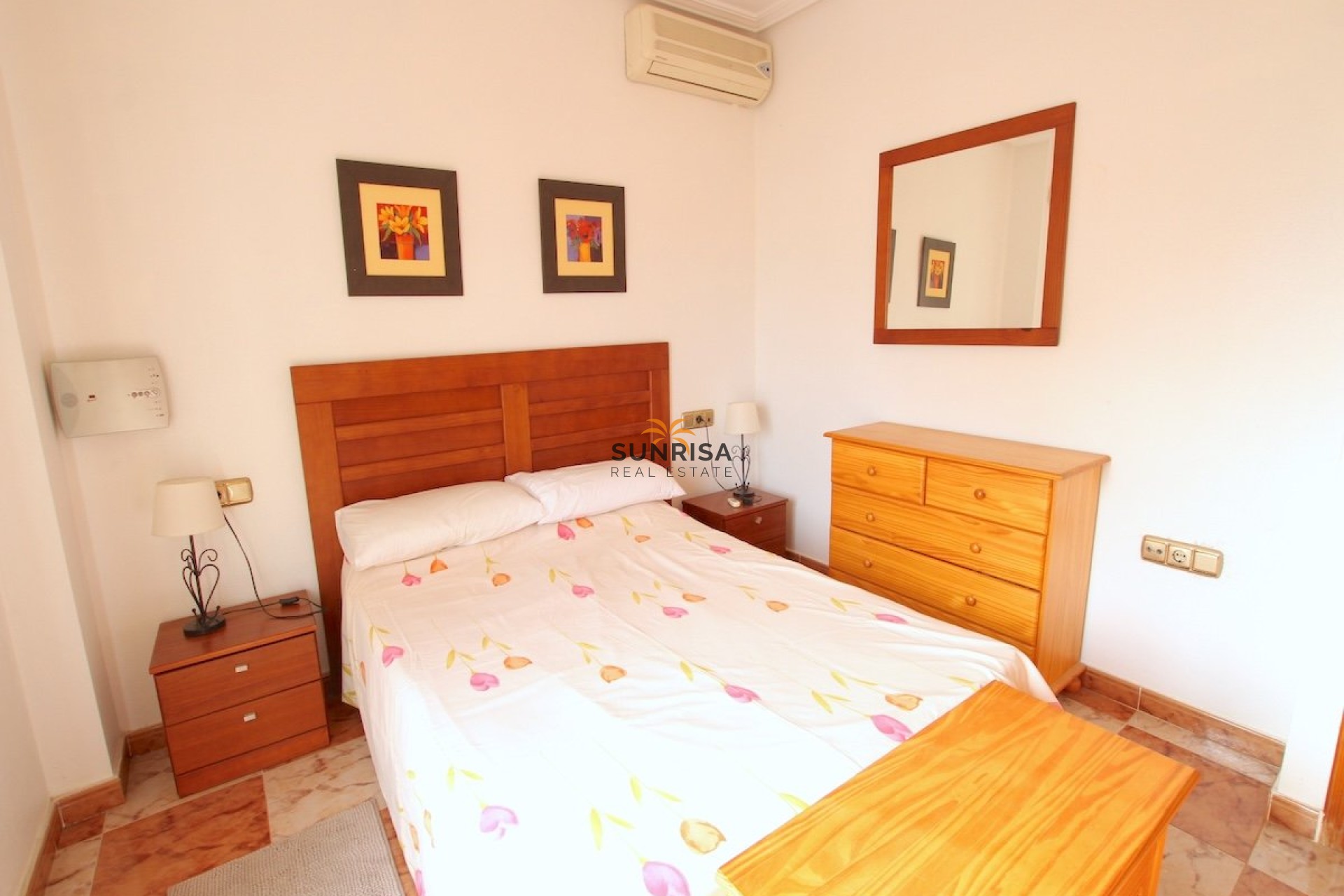 Herverkoop - Herenhuis - Cabo Roig
