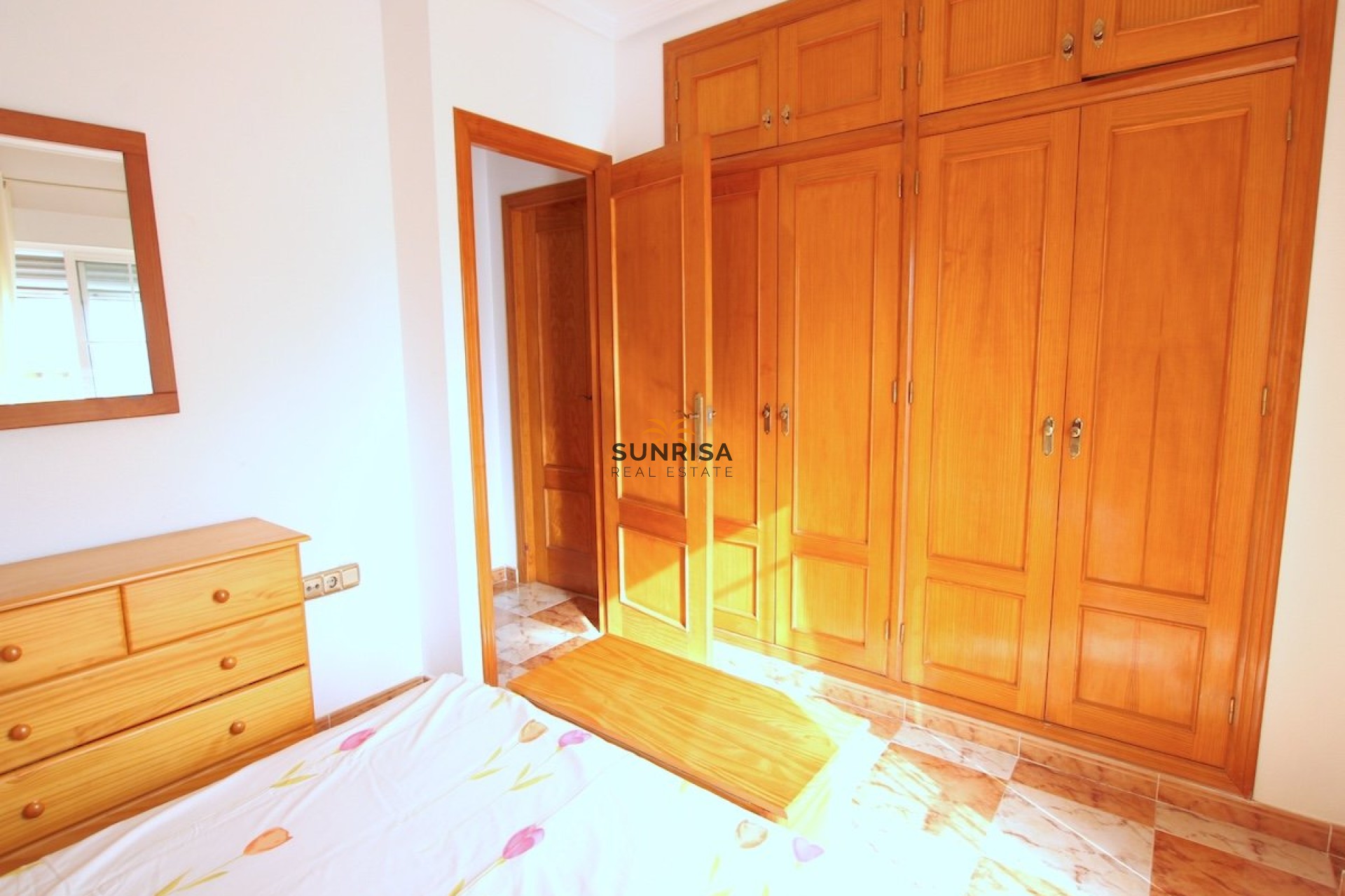 Herverkoop - Herenhuis - Cabo Roig