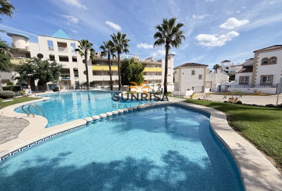 Appartement · Herverkoop - Villamartin · Alicante · Spanje