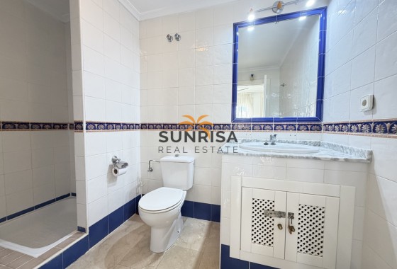 Appartement · Herverkoop - Villamartin · Alicante · Spanje