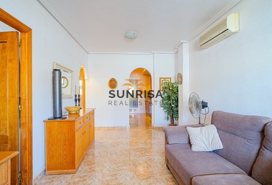 Apartment · Resale - Punta Prima · Alicante · Spain