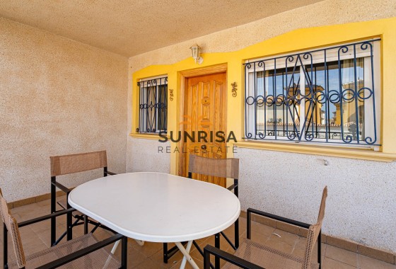 Apartment · Resale - Punta Prima · Alicante · Spain