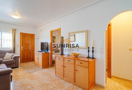 Apartment · Resale - Punta Prima · Alicante · Spain