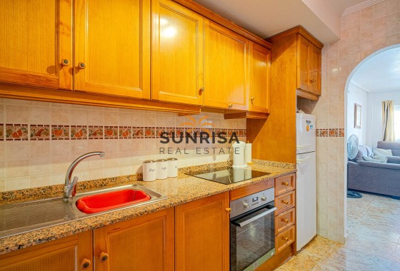 Apartment · Resale - Punta Prima · Alicante · Spain