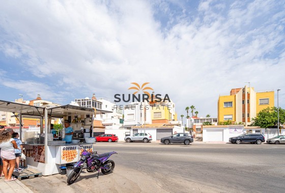 Apartment · Resale - Punta Prima · Alicante · Spain