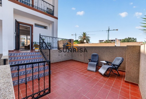 Apartment · Resale - Punta Prima · Alicante · Spain