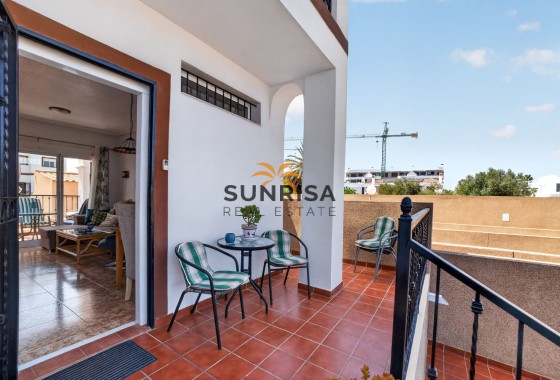 Apartment · Resale - Punta Prima · Alicante · Spain