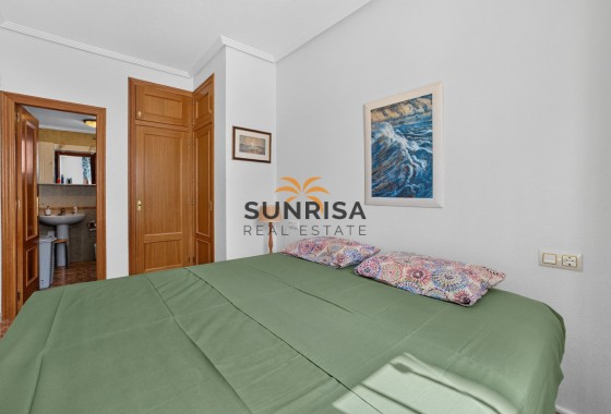 Apartment · Resale - Punta Prima · Alicante · Spain