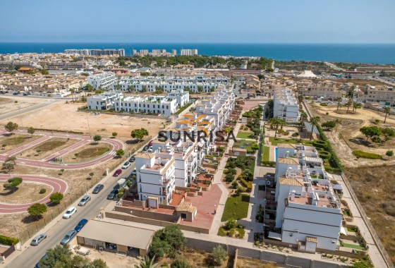 Apartment · Resale - Punta Prima · Alicante · Spain