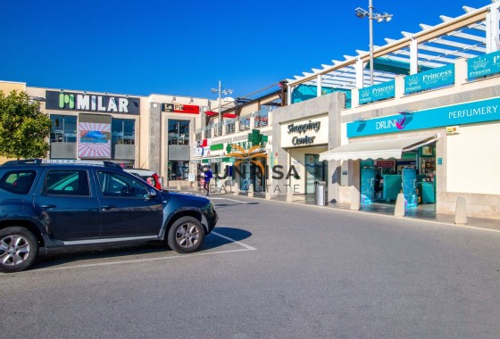 Apartment · Resale - Punta Prima · Alicante · Spain