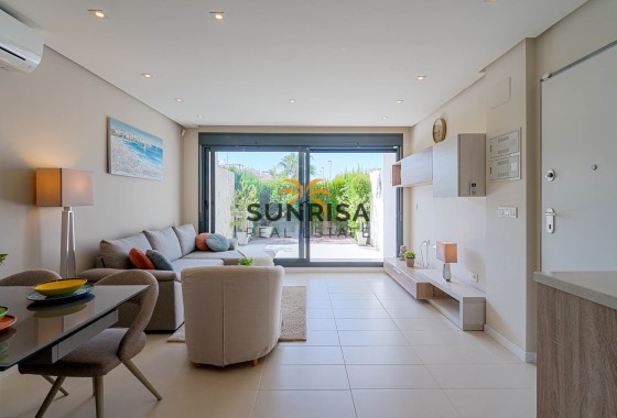 Apartamento · Reventa - Punta Prima · Alicante · España
