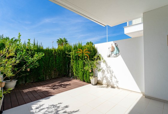 Apartamento · Reventa - Punta Prima · Alicante · España