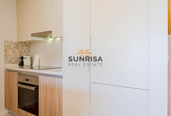 Apartamento · Reventa - Punta Prima · Alicante · España