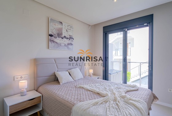 Apartamento · Reventa - Punta Prima · Alicante · España