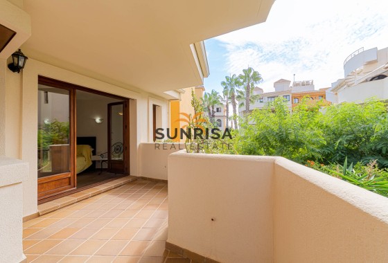 Apartamento · Reventa - Punta Prima · Alicante · España
