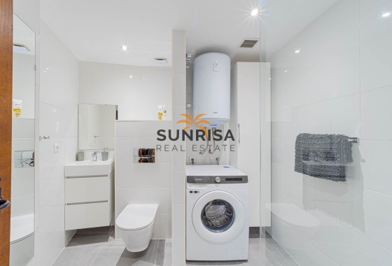 Apartamento · Reventa - Punta Prima · Alicante · España