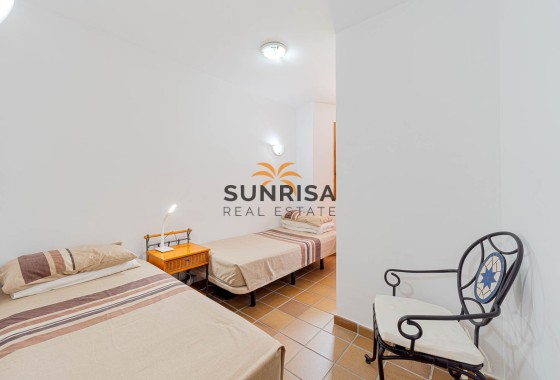 Apartamento · Reventa - Punta Prima · Alicante · España