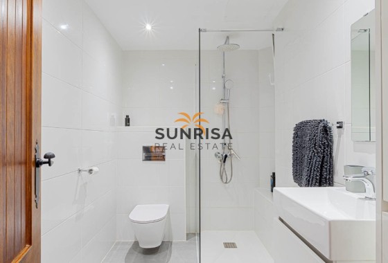 Apartamento · Reventa - Punta Prima · Alicante · España