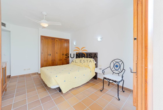 Apartamento · Reventa - Punta Prima · Alicante · España