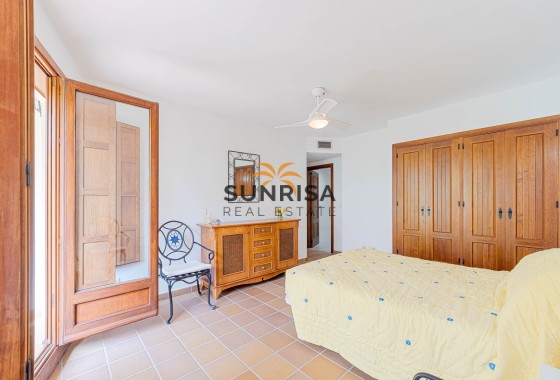 Apartamento · Reventa - Punta Prima · Alicante · España