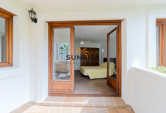 Apartamento · Reventa - Punta Prima · Alicante · España