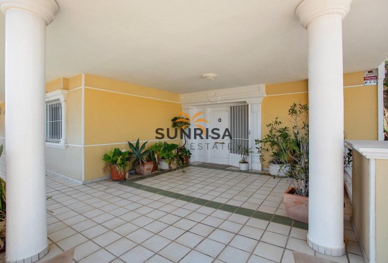 Villa · Revente - Torreta Florida · Alicante · Espagne