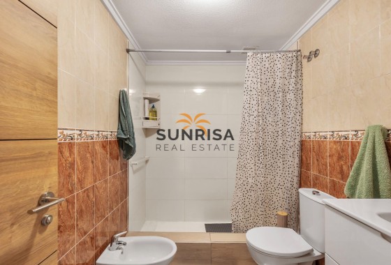 Penthouse · Herverkoop - Torrevieja · Estacion de autobuses · Alicante · Spanje