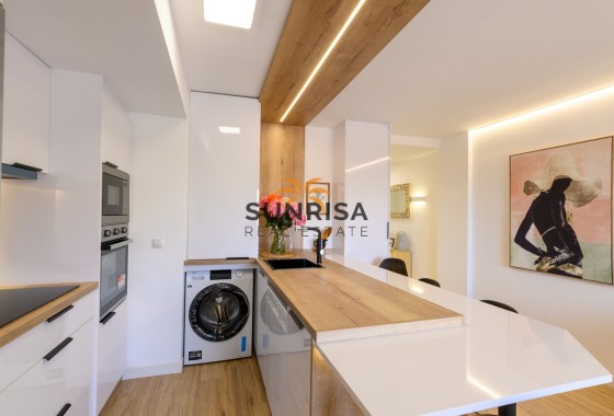 Apartamento · Reventa - Punta Prima · Alicante · España