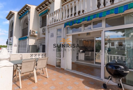 Townhouse · Resale - Torrevieja · Lago Jardín · Alicante · Spain