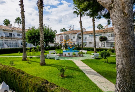 Townhouse · Resale - Torrevieja · Lago Jardín · Alicante · Spain