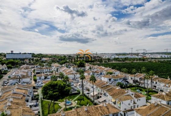 Townhouse · Resale - Torrevieja · Lago Jardín · Alicante · Spain