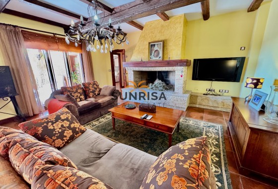 Finca · Resale - Los Montesinos · Alicante · Spain