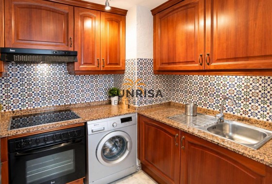 Appartement · Herverkoop - Torrevieja · Playa de los Locos · Alicante · Spanje