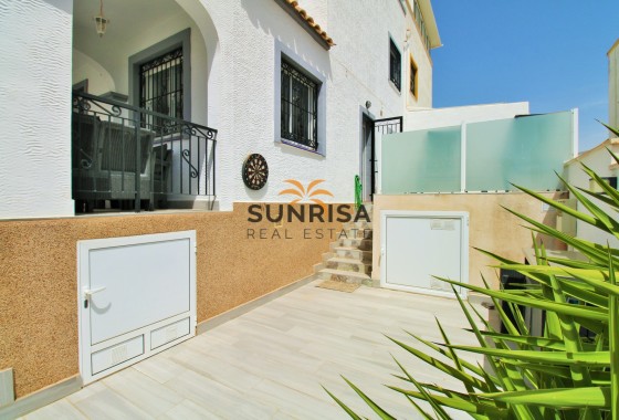 Townhouse · Resale - Los Altos · Alicante · Spain