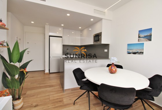 Apartment · Resale - Villamartin · Alicante · Spain