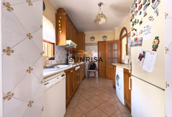 Villa · Resale - Orihuela Costa · La Zenia · Alicante · Spain