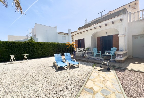 Villa · Resale - Orihuela Costa · La Zenia · Alicante · Spain