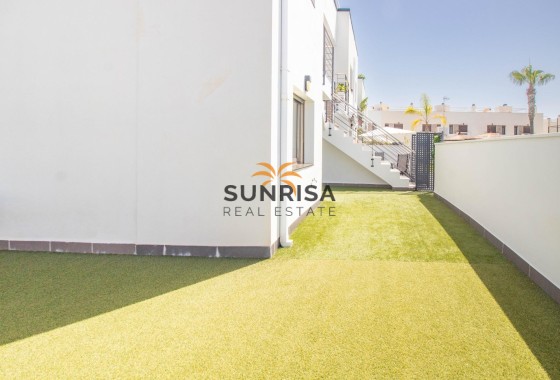 Bungalow · Resale - Torre de la Horadada · Alicante · Spain