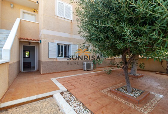 Bungalow · Resale - Orihuela Costa · Punta Prima · Alicante · Spain