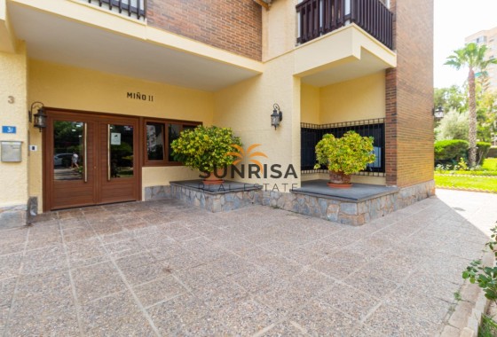 Apartment · Resale - Orihuela Costa · Campoamor · Alicante · Spain