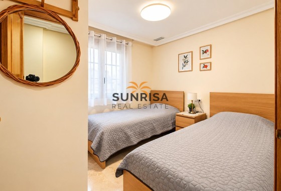 Apartamento · Reventa - Torrevieja · Alicante · España