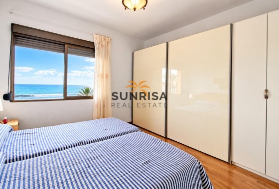 Appartement · Herverkoop - El Campello · Playa Muchavista · Alicante · Spanje